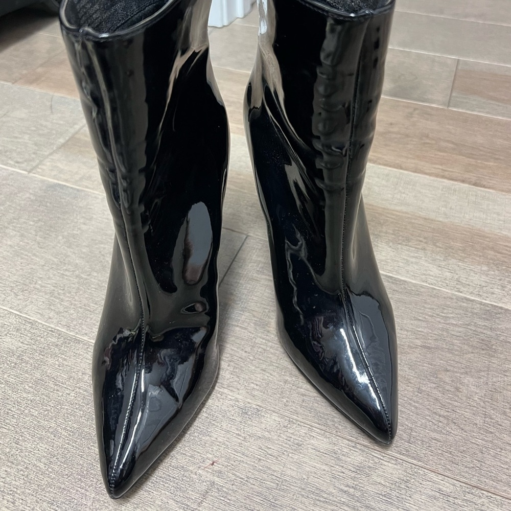JustFab Black Heeled Boots with Pointed Toe and High Shine Finish